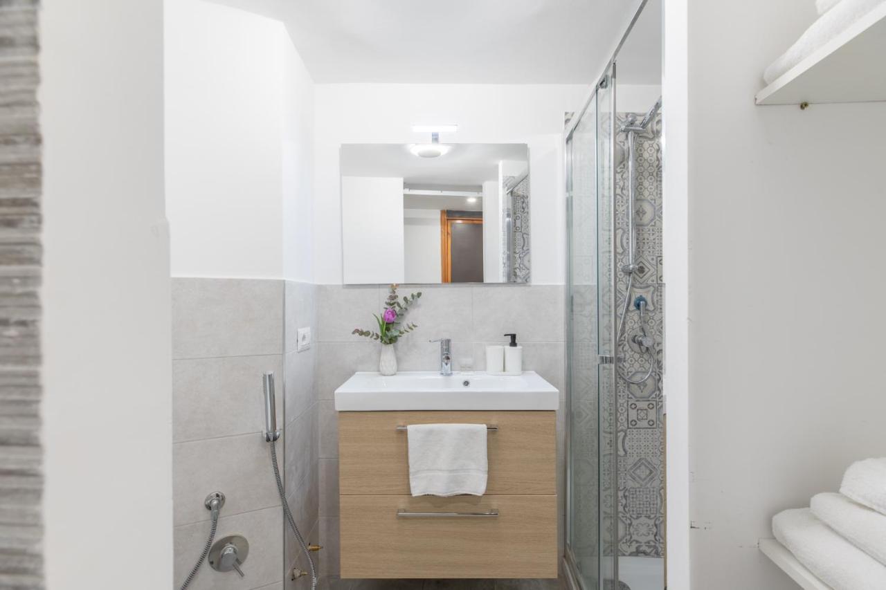 Comfy Studio X2 - Trastevere District! Рим Екстериор снимка